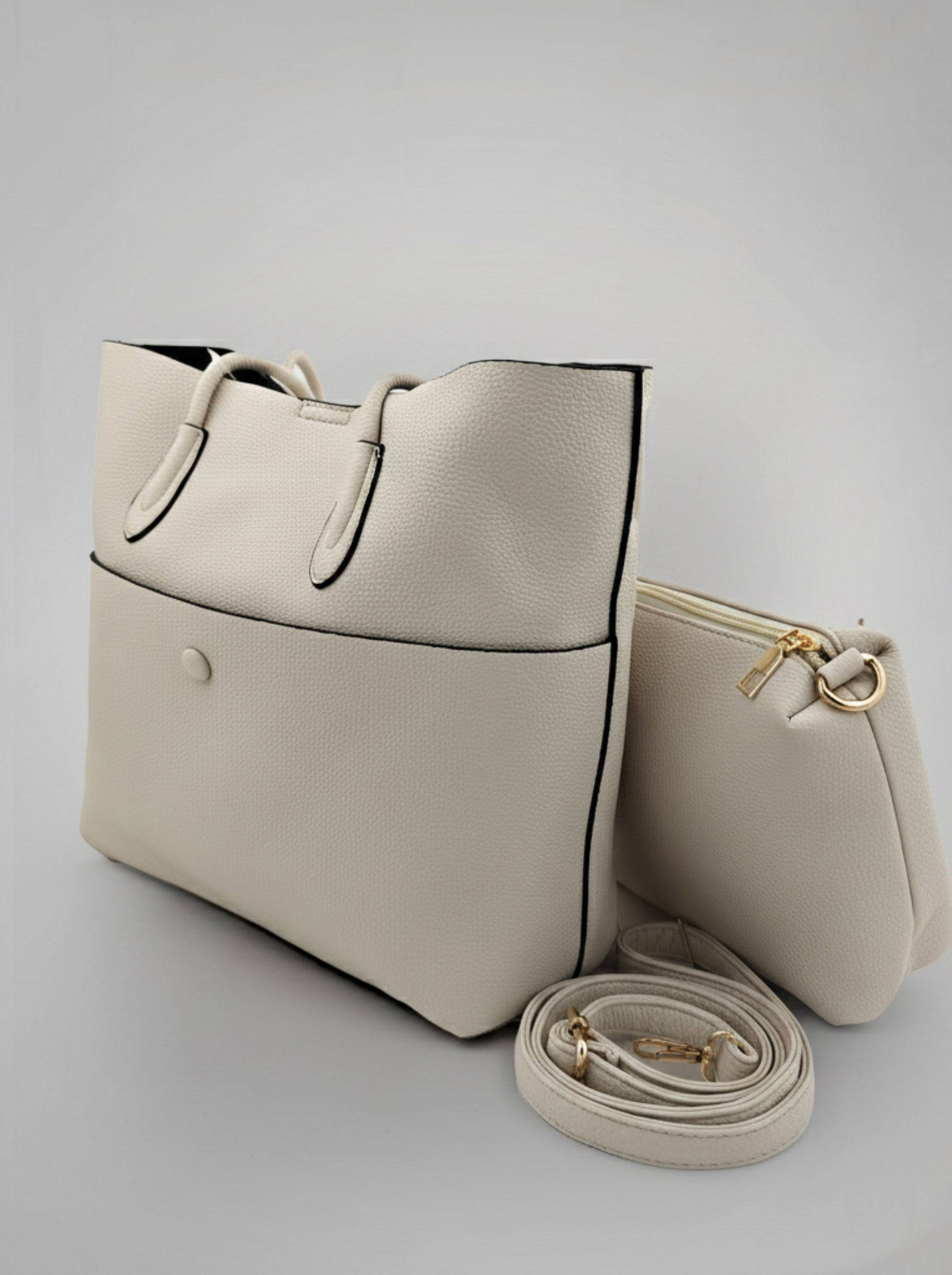 Urban Chic Tote – Minimalist & Functional